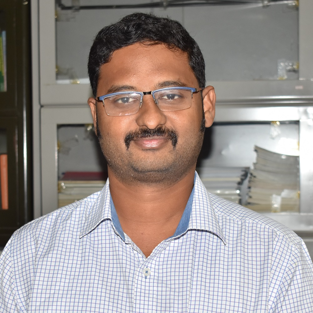 முனைவர் அருண் சுந்தரம் பா